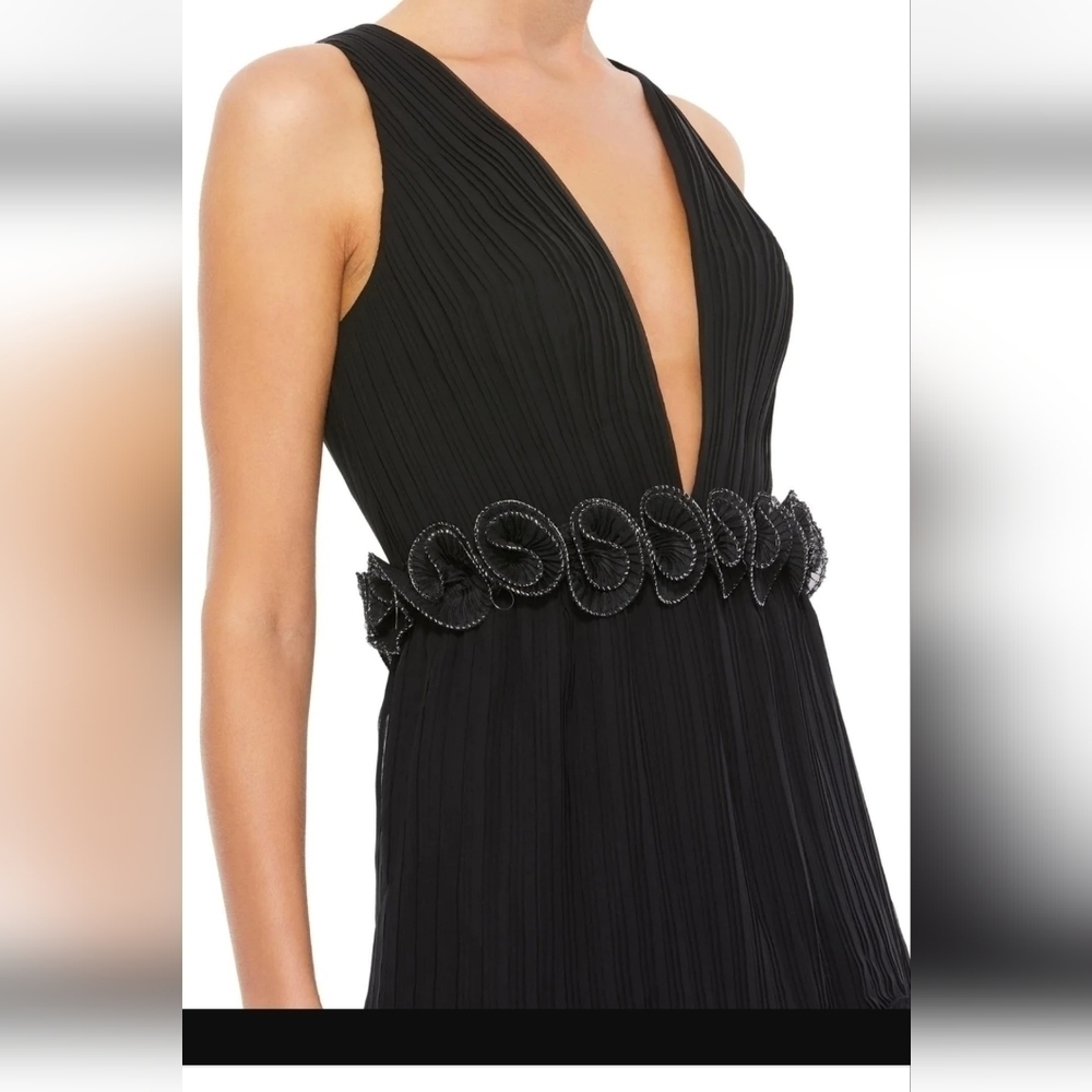 Ieena by Mac Duggal Black gown 49281 NWT